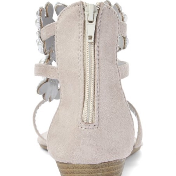 SOLD Gray Rhinestone Gladiator Sandals Size 6.5 - Picture 2 of 8